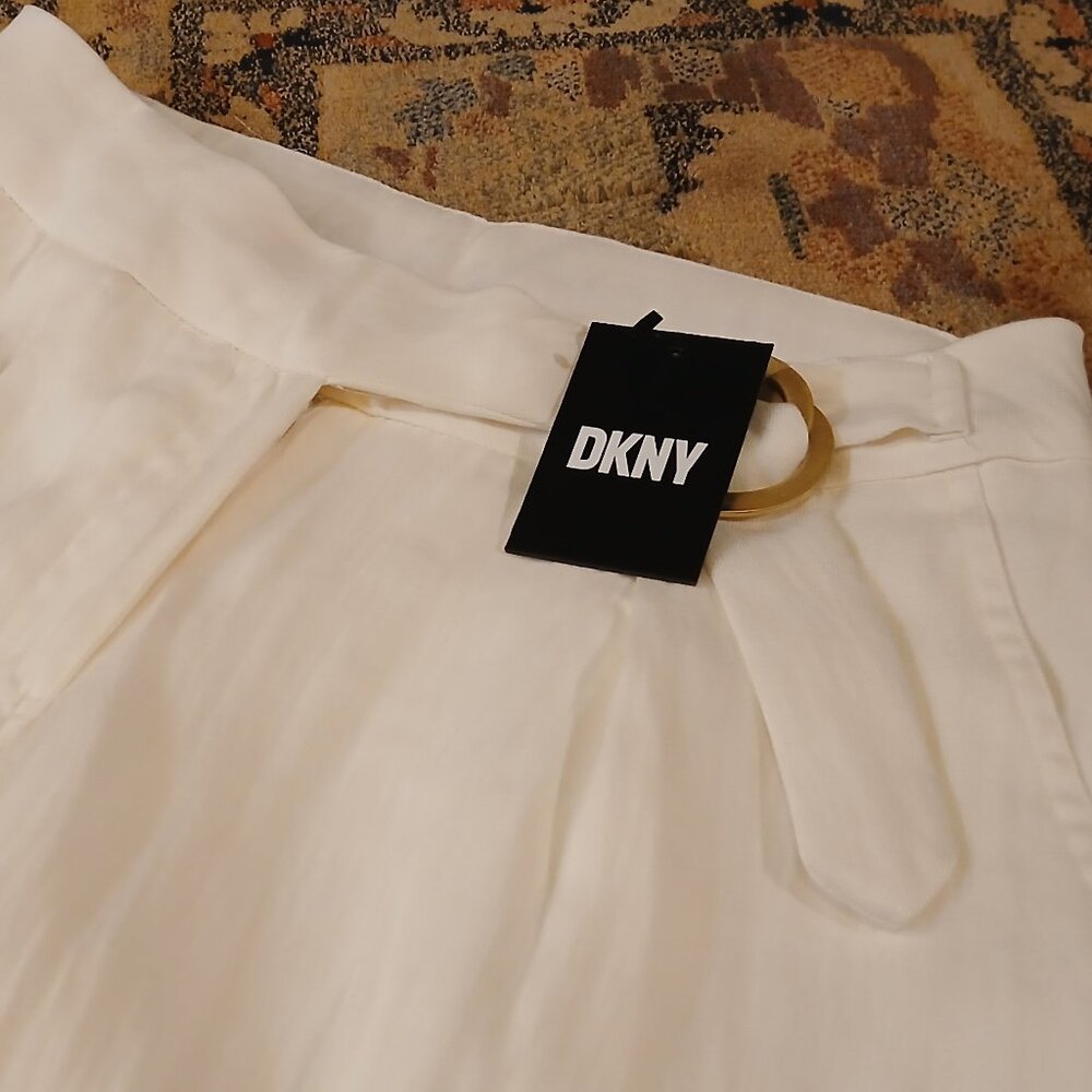 DKNY White High Waist Wide Leg w/Gold Buckle Trousers 6 - Picture 8 of 12